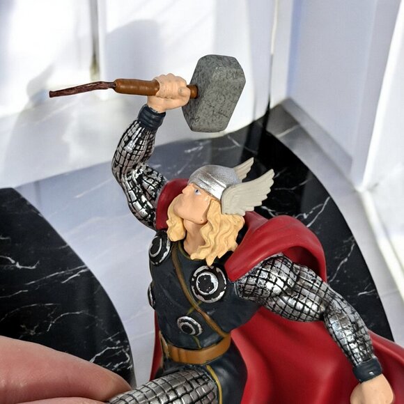 Hallmark Keepsake Ornament Thor 2011 Marvel the Avengers Comics MIB Hero - Picture 6 of 16